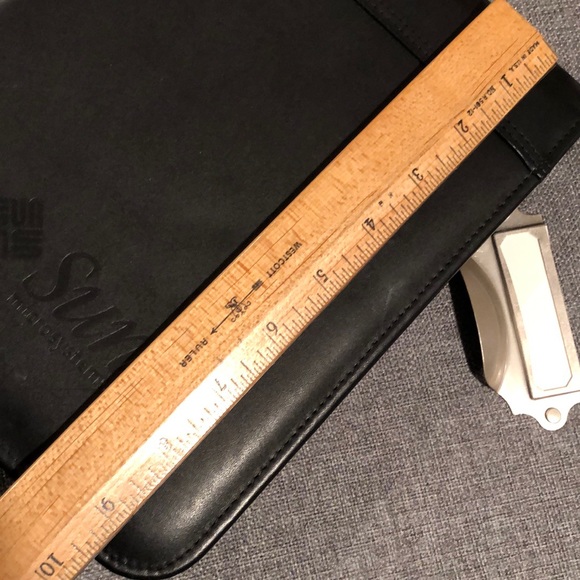 Sun Microsystems genuine leather professional zip portfolio - Picture 15 of 16